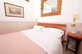 Saint Peter Terrace Hotel
